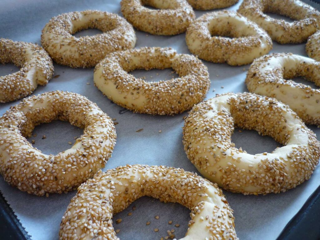 Simit Rezept - Türkische Sesamringe