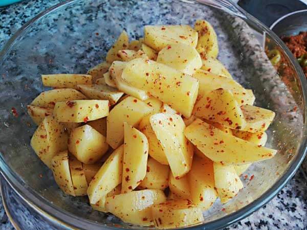 Kartoffel mit Hackfleisch - Kıymalı Patates