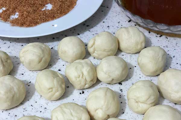 Sesamringe mit Milch - Sütlü Simit