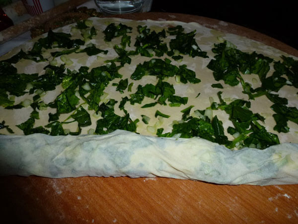 Bosnischer Börek mit Spinat - Ispanaklı Boşnak Böreği