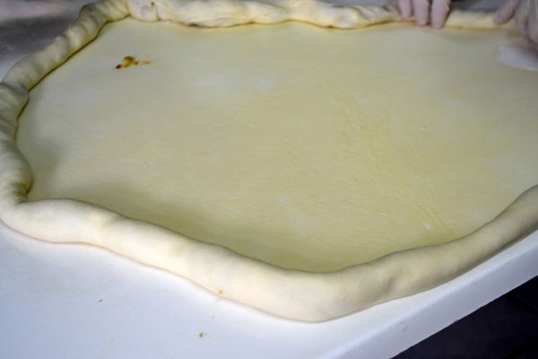 Börek mit Hackfleisch - Kıymalı Kol Böreği