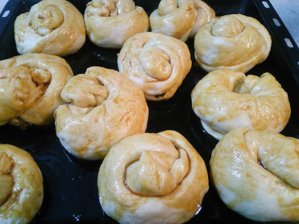 Türkische Brötchen mit Kartoffel - Patatesli Açma