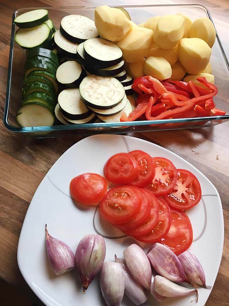 Hähnchen aus dem Ofen - Fırında Kolay Tavuk