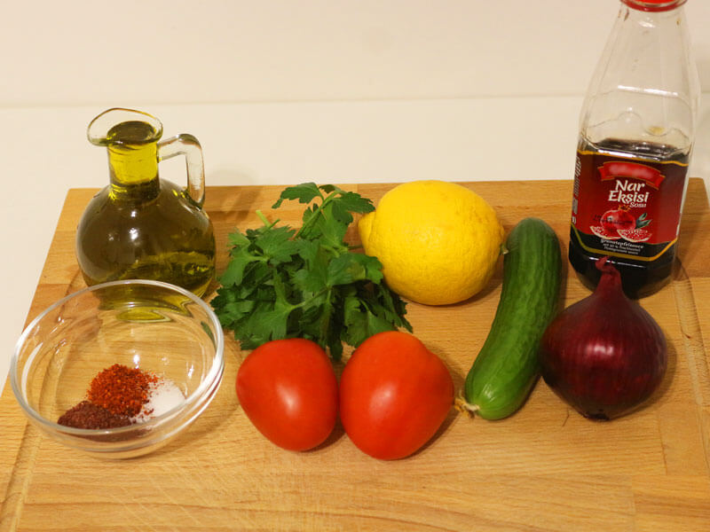 Tomatensalat mit Zwiebeln Einfaches Salat Rezept