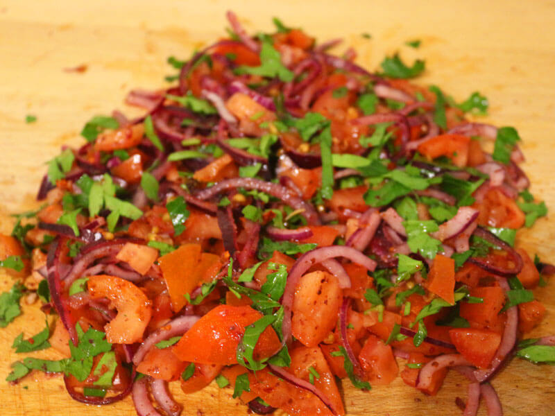 Tomatensalat mit Zwiebeln Einfaches Salat Rezept