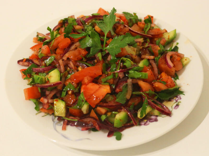 Tomatensalat mit Zwiebeln Einfaches Salat Rezept